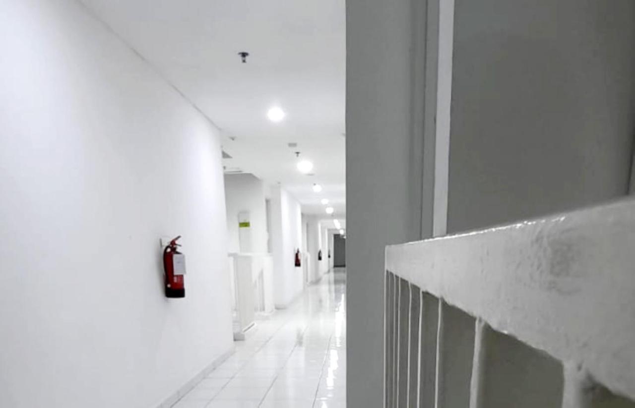 Aero Room Tangerang Exterior photo